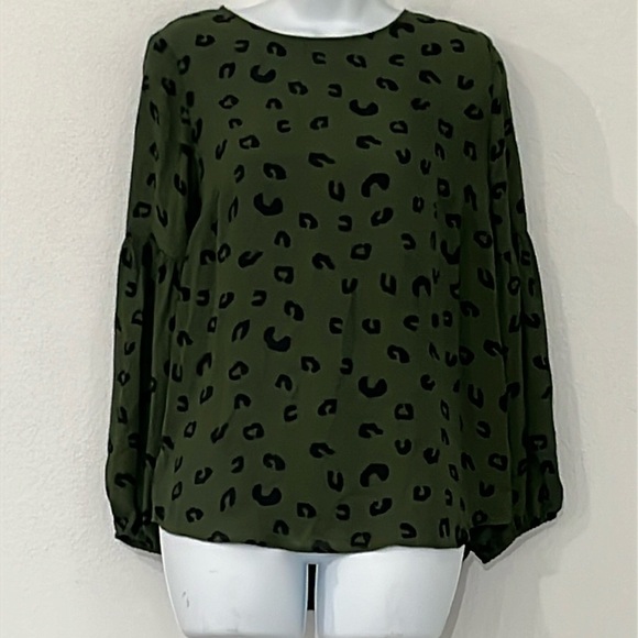 41 Hawthorne Annika Volume Sleeve Blouse StitchFix NWT Size S - Picture 1 of 4